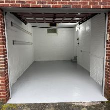 Long‑lasting epoxy floor coating finish